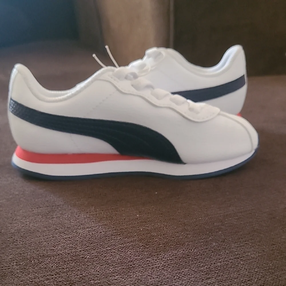 Unisex Kids White, Blue, and Red Slip-on Puma Low-Top Sneakers - Size 11 - Picture 9 of 10